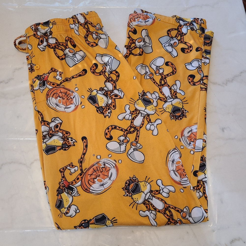 Cheetos Lounge Pants in Size XL